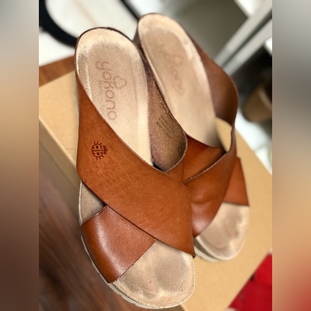 Yokono Women's Tan Leather Sandals